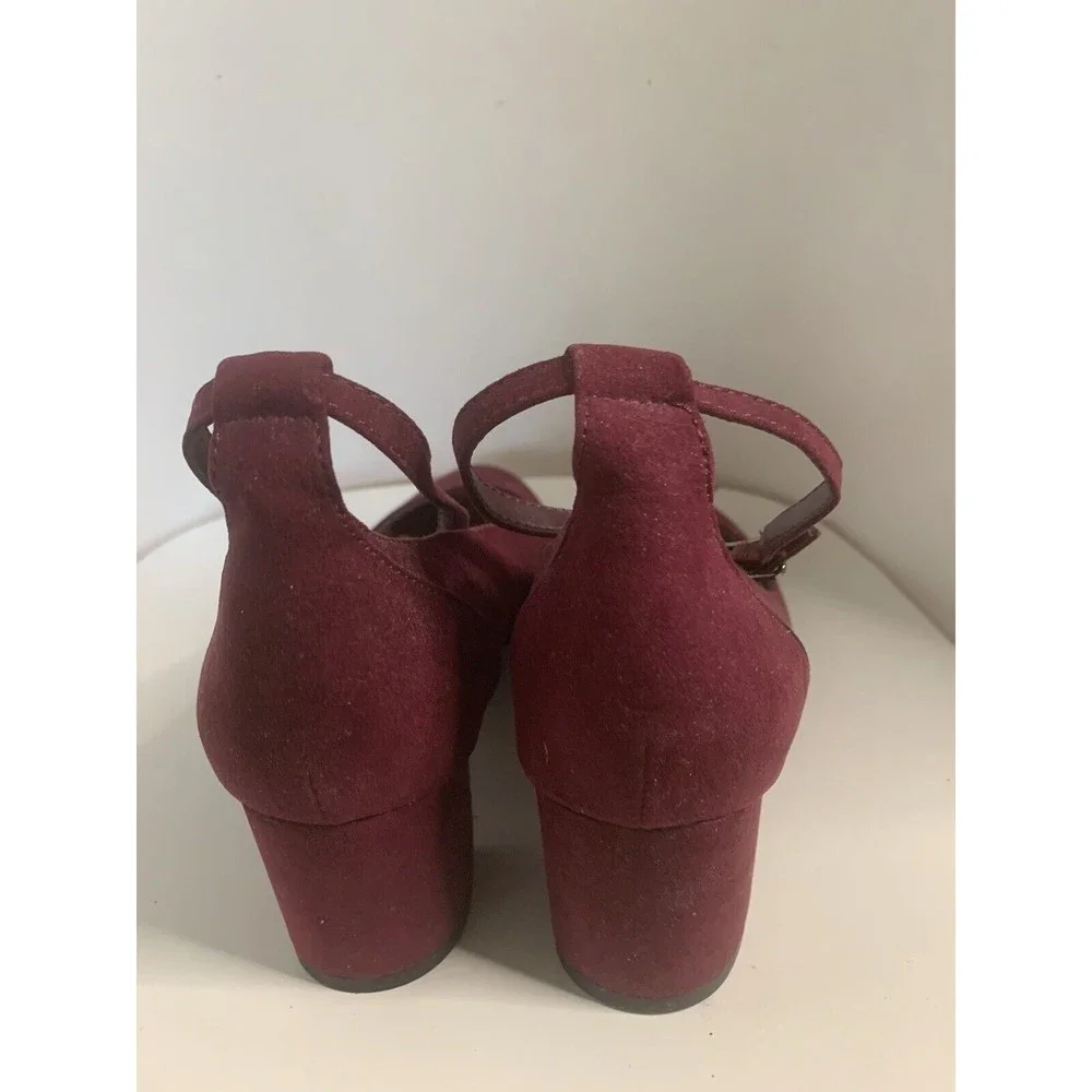 BAR III Women's Strappy Red Wine Shoes Size 7 (1359)